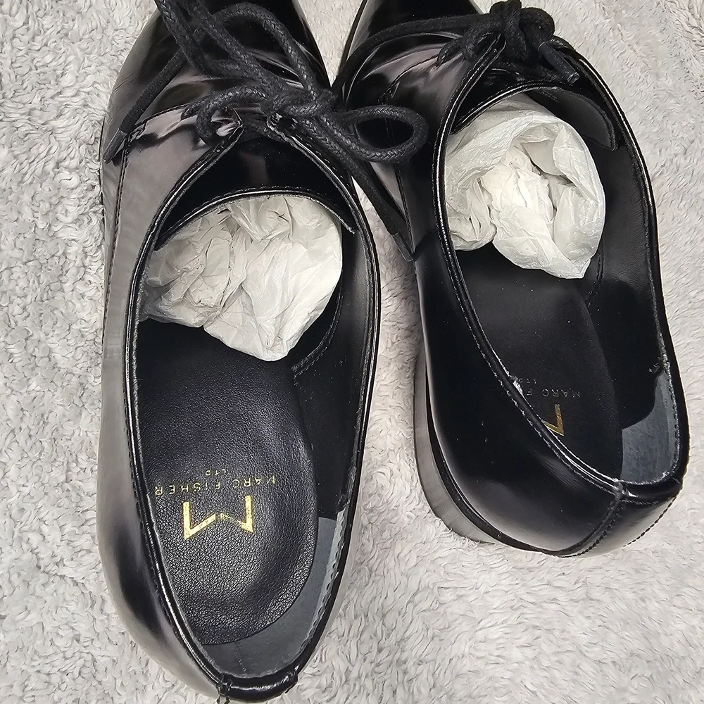 Marc Fisher MLETTA Oxford Shiny Black Lace-Up